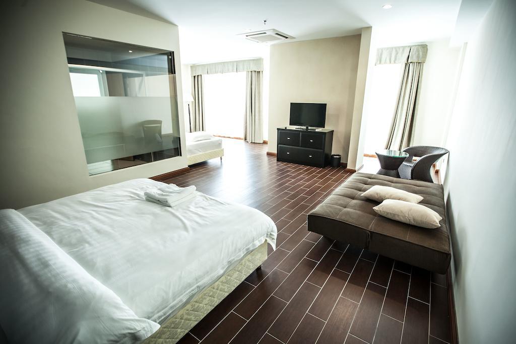 Putatan Platinum Hotel Kota Kinabalu Oda fotoğraf
