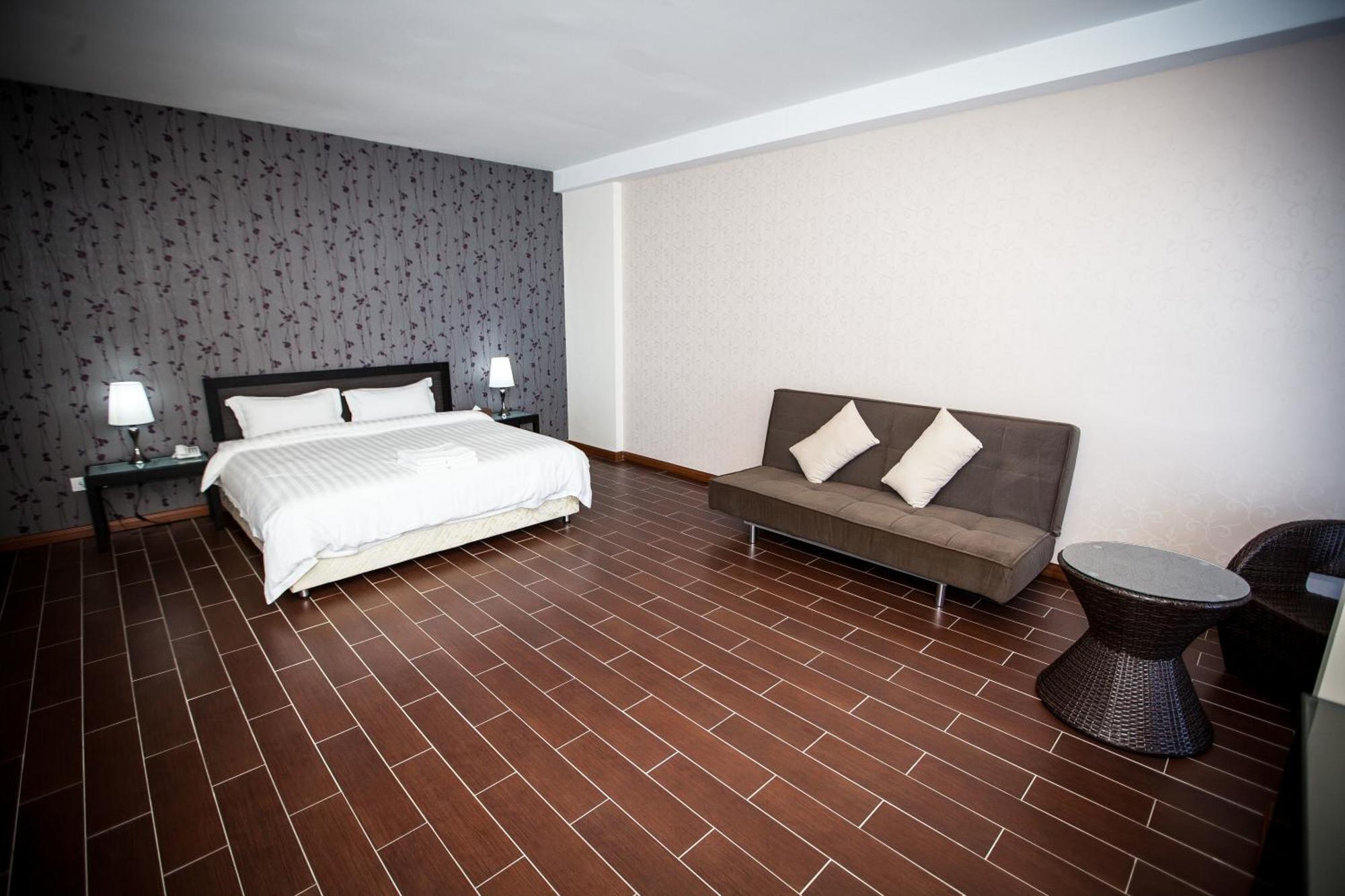 Putatan Platinum Hotel Kota Kinabalu Oda fotoğraf